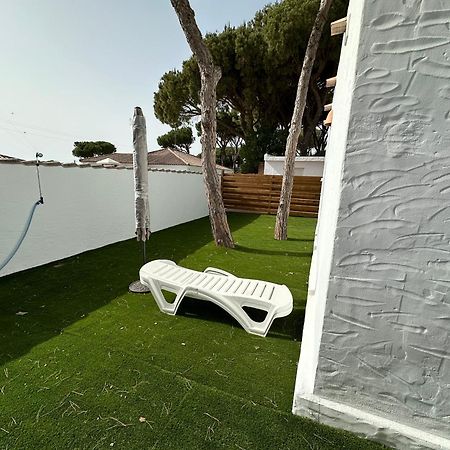 Cocos Sun Guest House Chiclana de la Frontera Ngoại thất bức ảnh