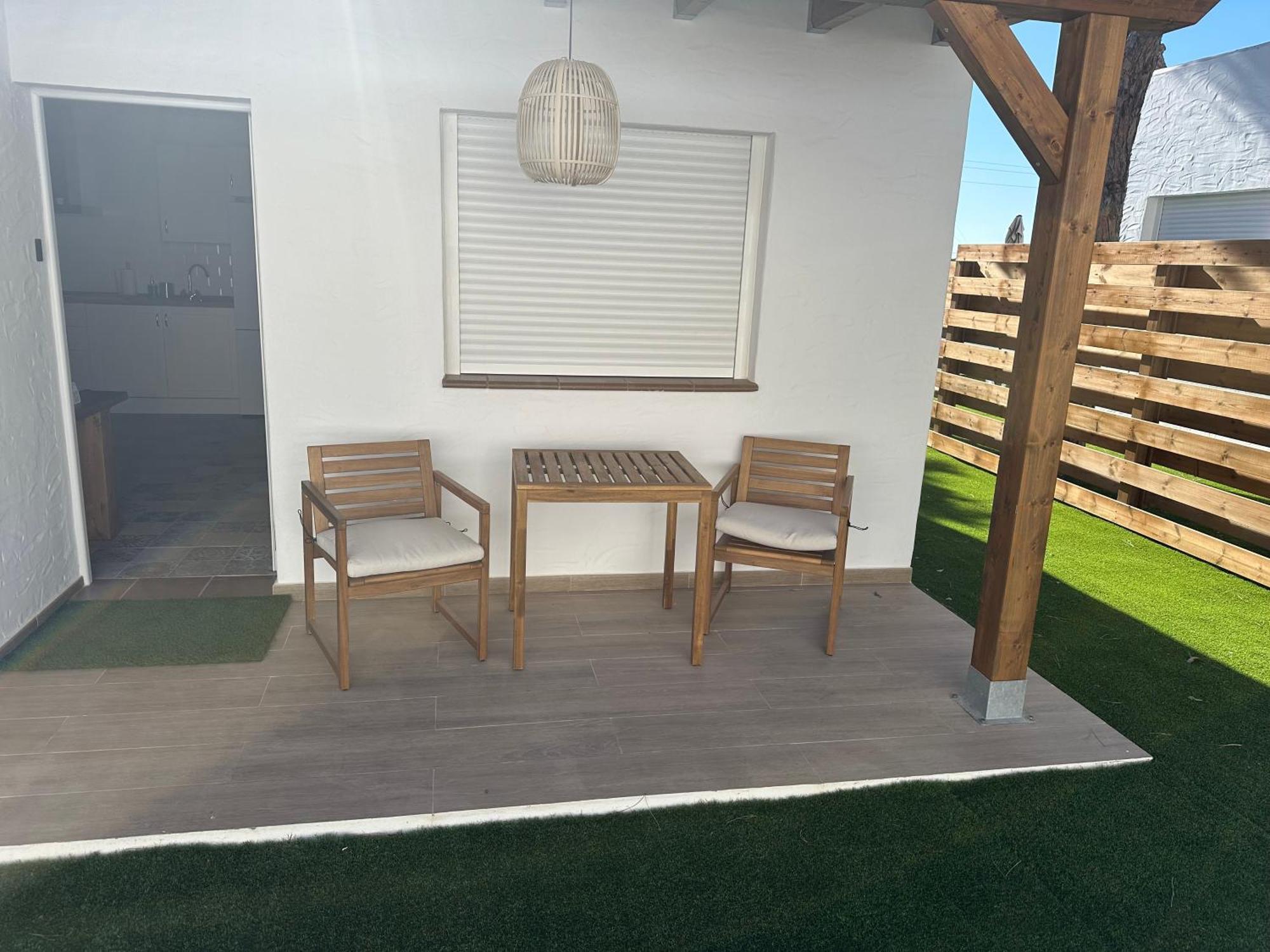 Cocos Sun Guest House Chiclana de la Frontera Ngoại thất bức ảnh